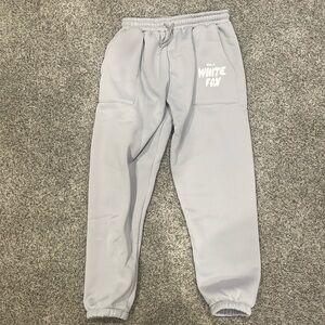 Women’s White Fox (off brand) sweatpants, never worn